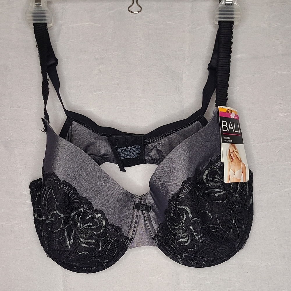 NWT Bali Women's Lace Desire Foam Underwire Bra size 42DD